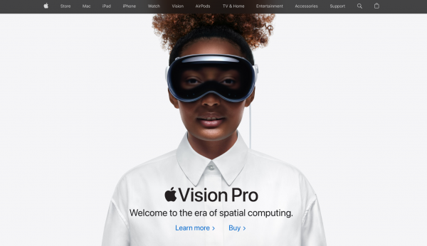 Minimalizm to jedna z cech, dla której klienci wybierają Apple’a. Oszczędne w środkach wyrazu są zarówno produkty producenta, jak i strona domowa.