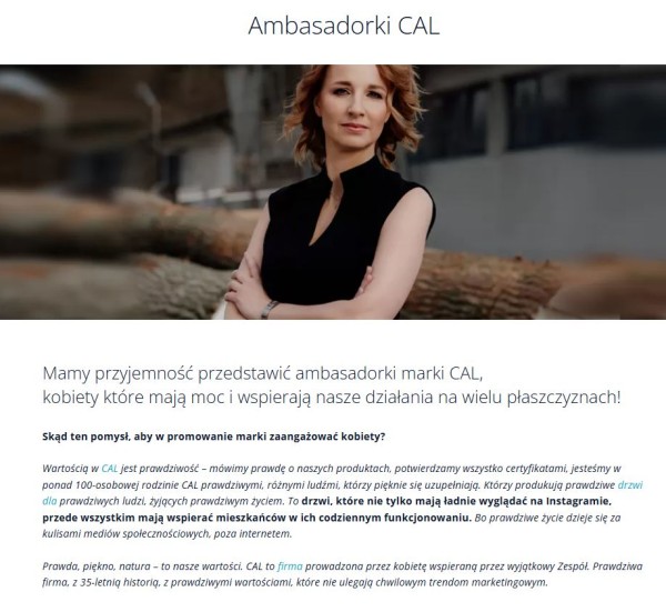 Chociaż można by uznać, że marka nadużywa ogólnego słowa „prawdziwe”, to widać, że to celowe podkreślenie wartości firmy, która ceni szczerą komunikację z klientami. Źródło: CAL